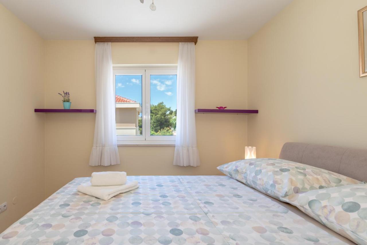 Villa Lille Trogir Exterior photo