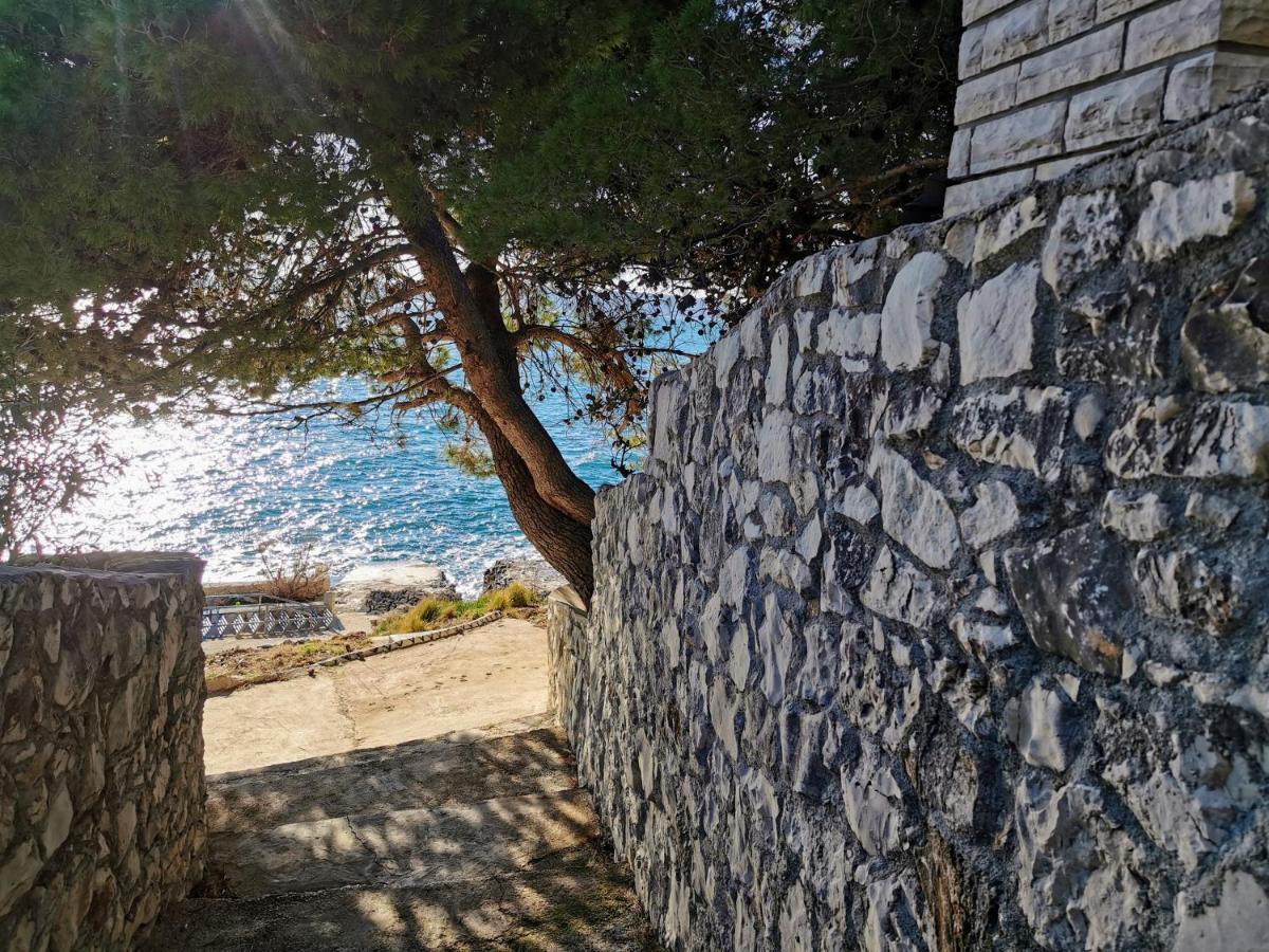 Villa Lille Trogir Exterior photo
