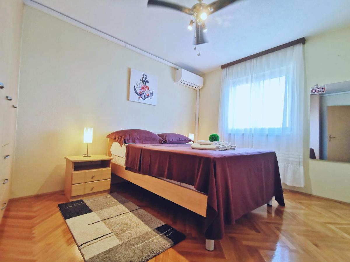 Villa Lille Trogir Exterior photo
